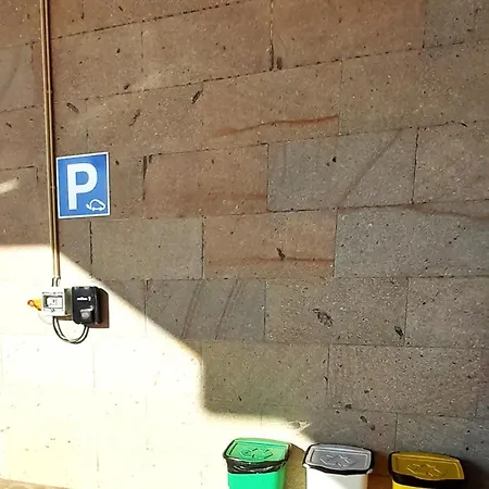 Hi - De Juventude Hostel