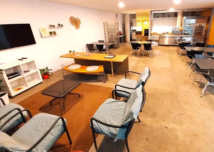 Hi Ponte De Lima - Pousada De Juventude Hostel *