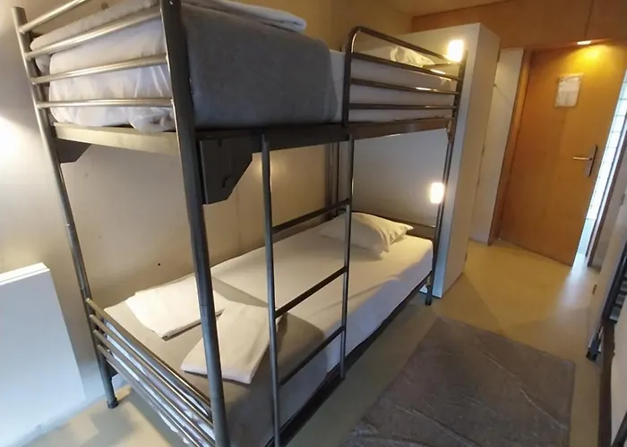 Hi - De Juventude Ostello Ponte de Lima